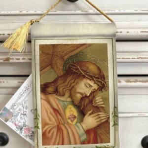 JESÚS CARRYING The CROSS